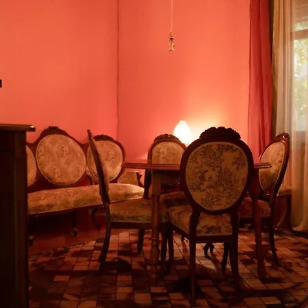 Charming Vintage Bucarest