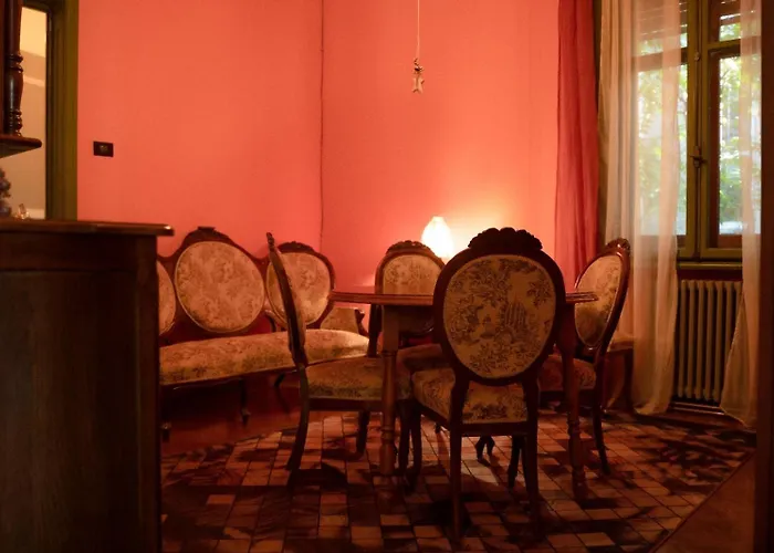 Charming Vintage Bukarest