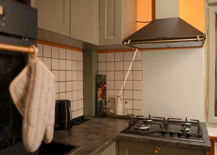 Charming Vintage Апартаменти Бухарест