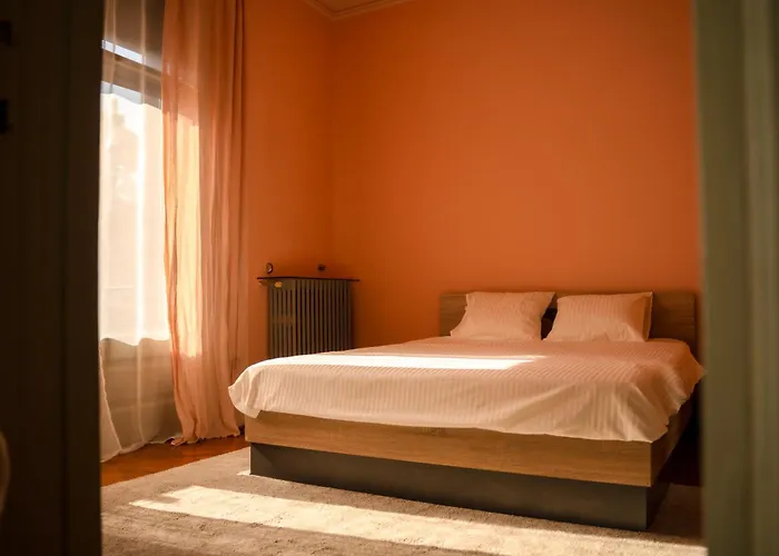 Charming Vintage Bukarest